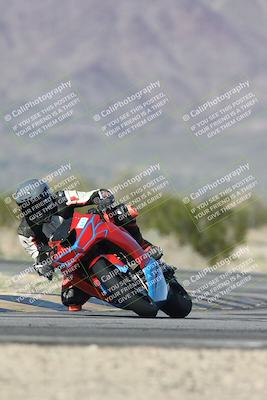 media/Jan-15-2026-Racers Edge (Thu) [[dfebeb70ab]]/2-A Group/Session 5 (Turn 5)/